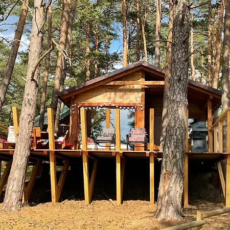 Dziesiatka Nad Samym Jeziorem - Pierwsza Linia * Borsk