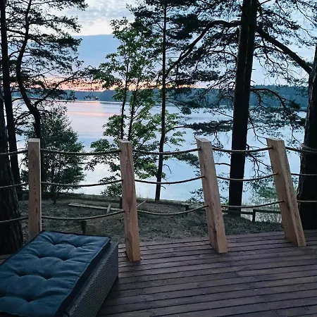 Dziesiątka Nad Samym Jeziorem - Pierwsza Linia * Borsk