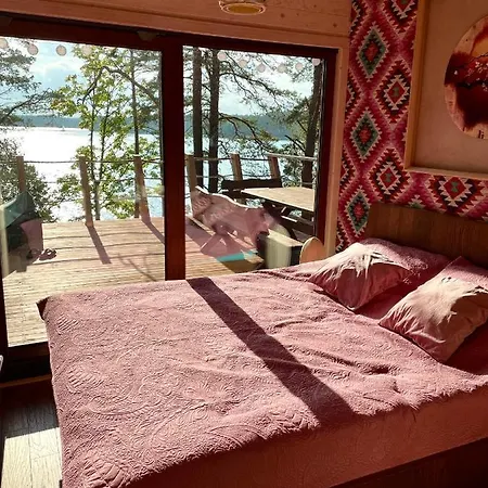 Dziesiatka Nad Samym Jeziorem - Pierwsza Linia Holiday home Borsk
