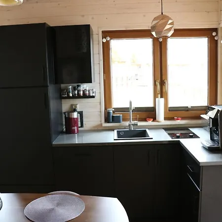 Dziesiatka Nad Samym Jeziorem - Pierwsza Linia Holiday home *