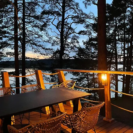 Dziesiatka Nad Samym Jeziorem - Pierwsza Linia Casa vacanze *