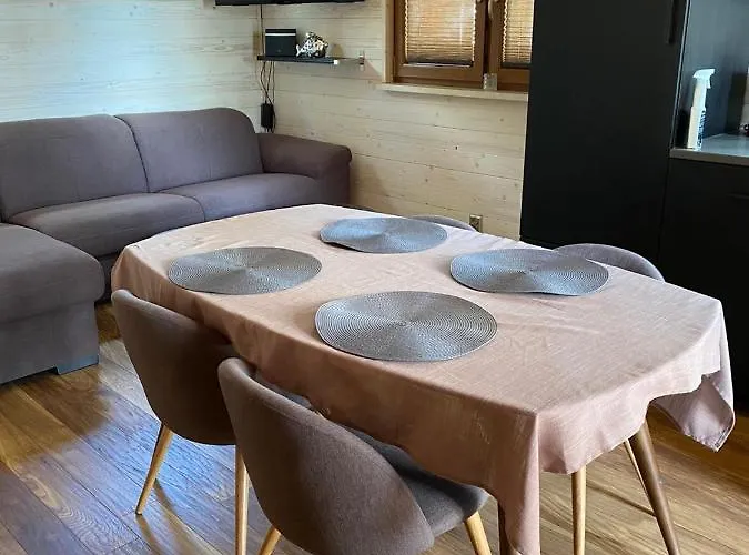 Dziesiatka Nad Samym Jeziorem - Pierwsza Linia Semesterbostad *