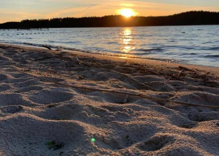 Dziesiatka Nad Samym Jeziorem - Pierwsza Linia * Borsk