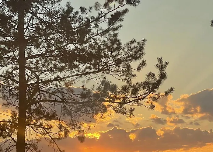 Dziesiatka Nad Samym Jeziorem - Pierwsza Linia Semesterbostad Borsk